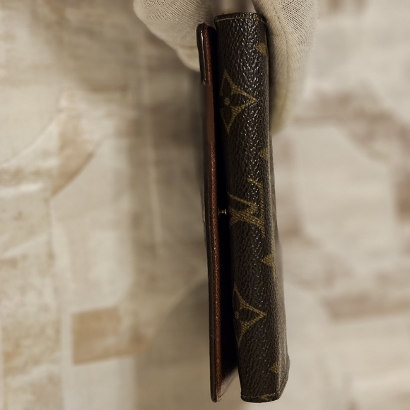 Louis Vuitton Monogram Porte Monnaie Tresor Wallet - Picture 7 of 13
